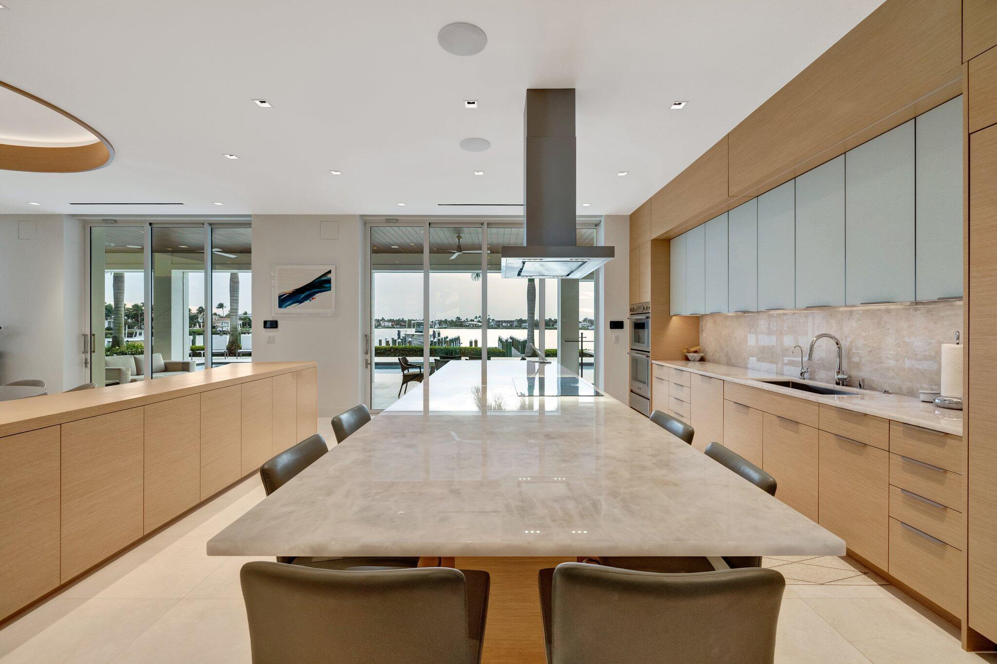 SAILFISH POINT - Residential