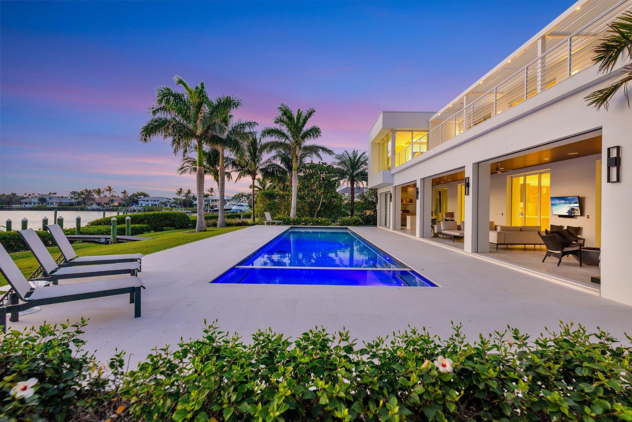 SAILFISH POINT - Residential