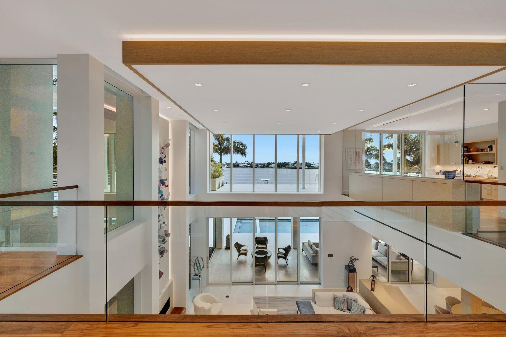 SAILFISH POINT - Residential