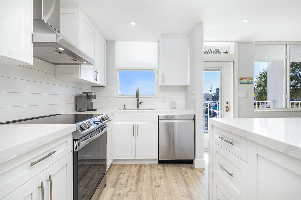 PARADISE VILLAS CONDO - Residential