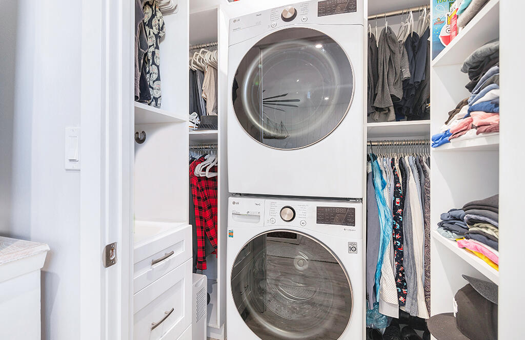 PARADISE VILLAS CONDO - Residential