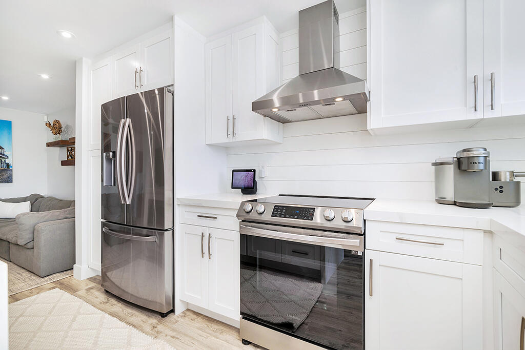 PARADISE VILLAS CONDO - Residential