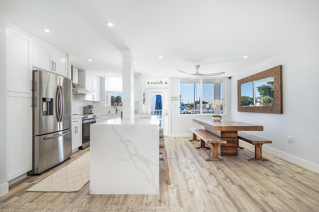 PARADISE VILLAS CONDO - Residential