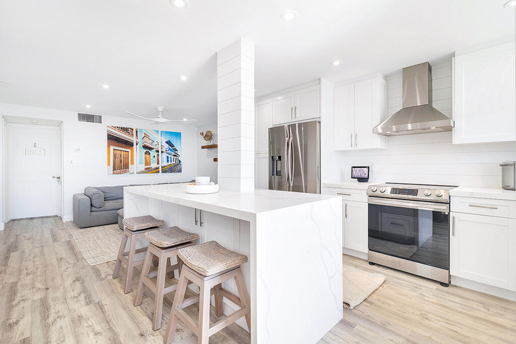 PARADISE VILLAS CONDO - Residential