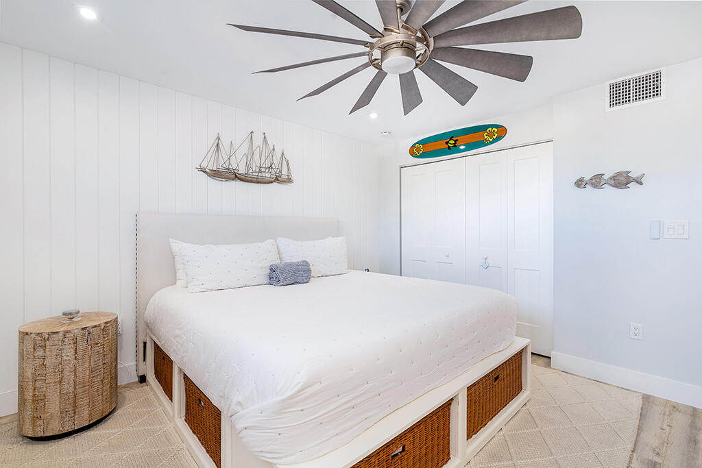 PARADISE VILLAS CONDO - Residential