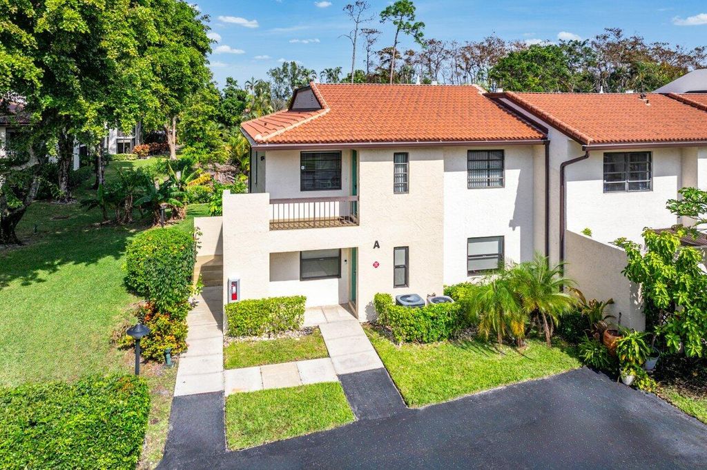 Photo of 8427 Cypress Lane #10a, Boca Raton, FL 33433 (MLS # R11055090)
