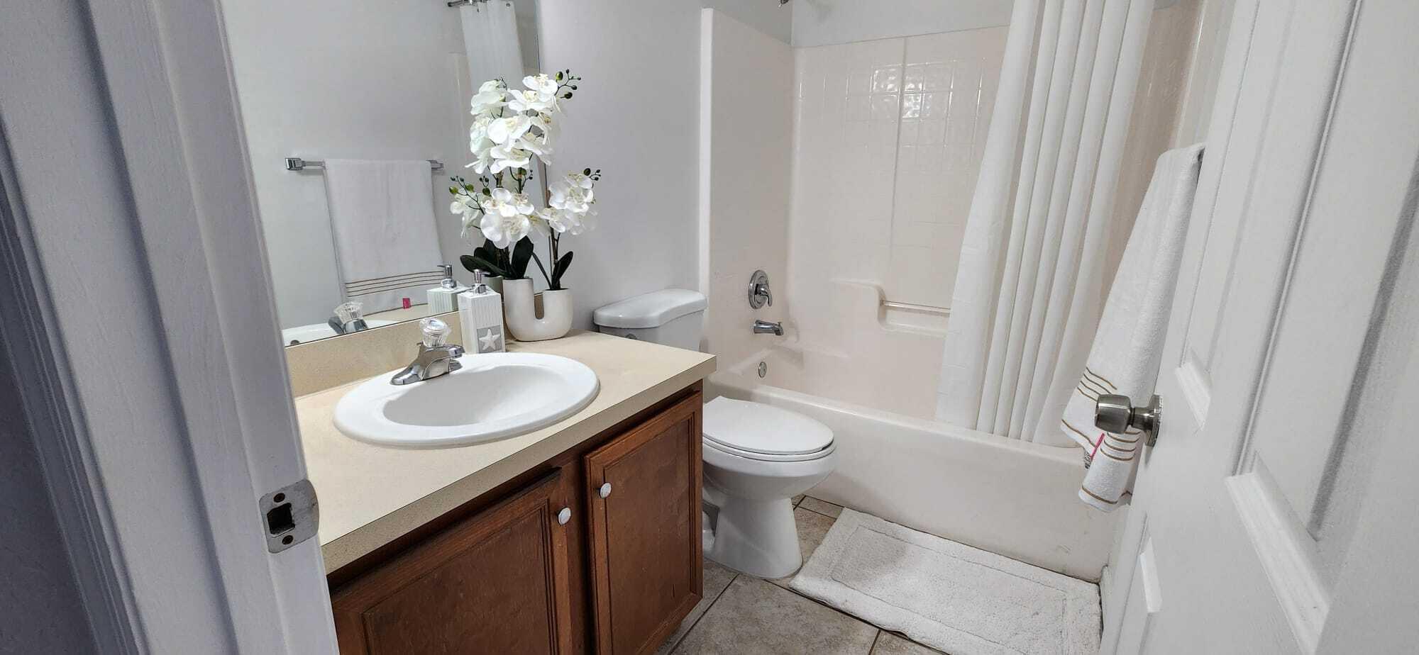 PORT ST LUCIE SECTION 15 - Residential Lease