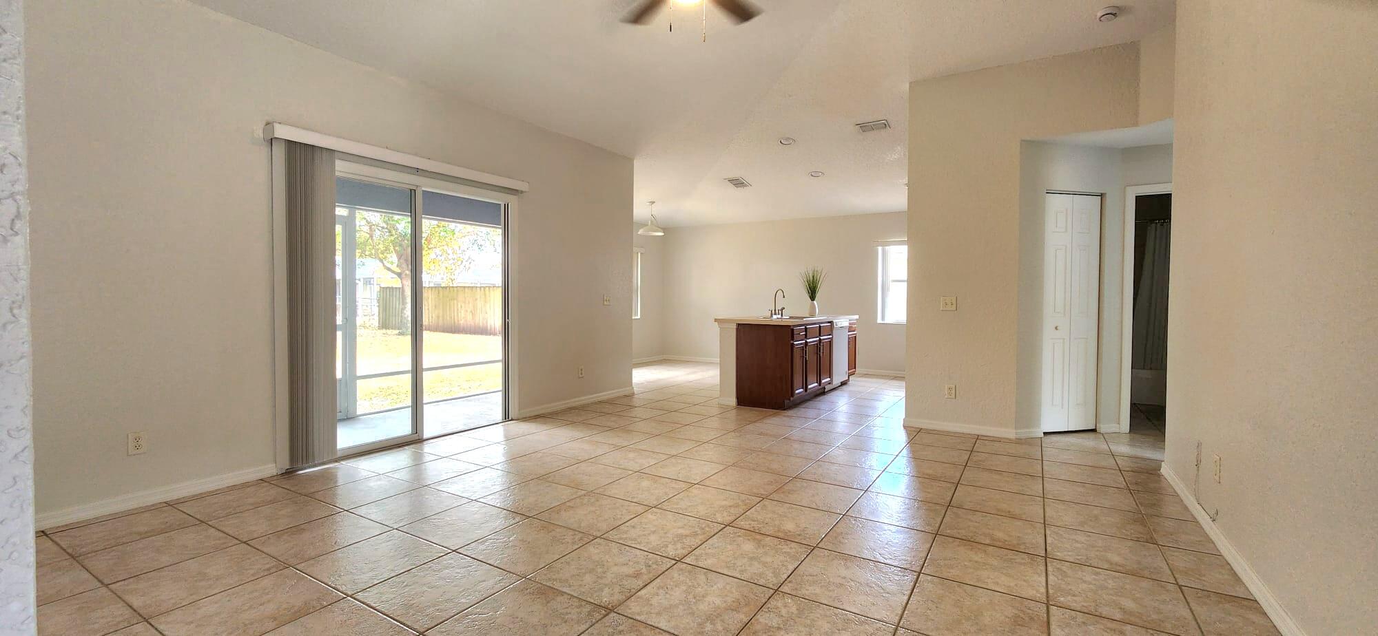 PORT ST LUCIE SECTION 15 - Residential Lease
