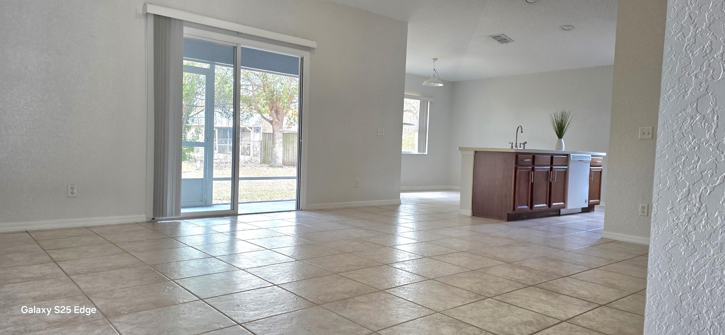 PORT ST LUCIE SECTION 15 - Residential Lease