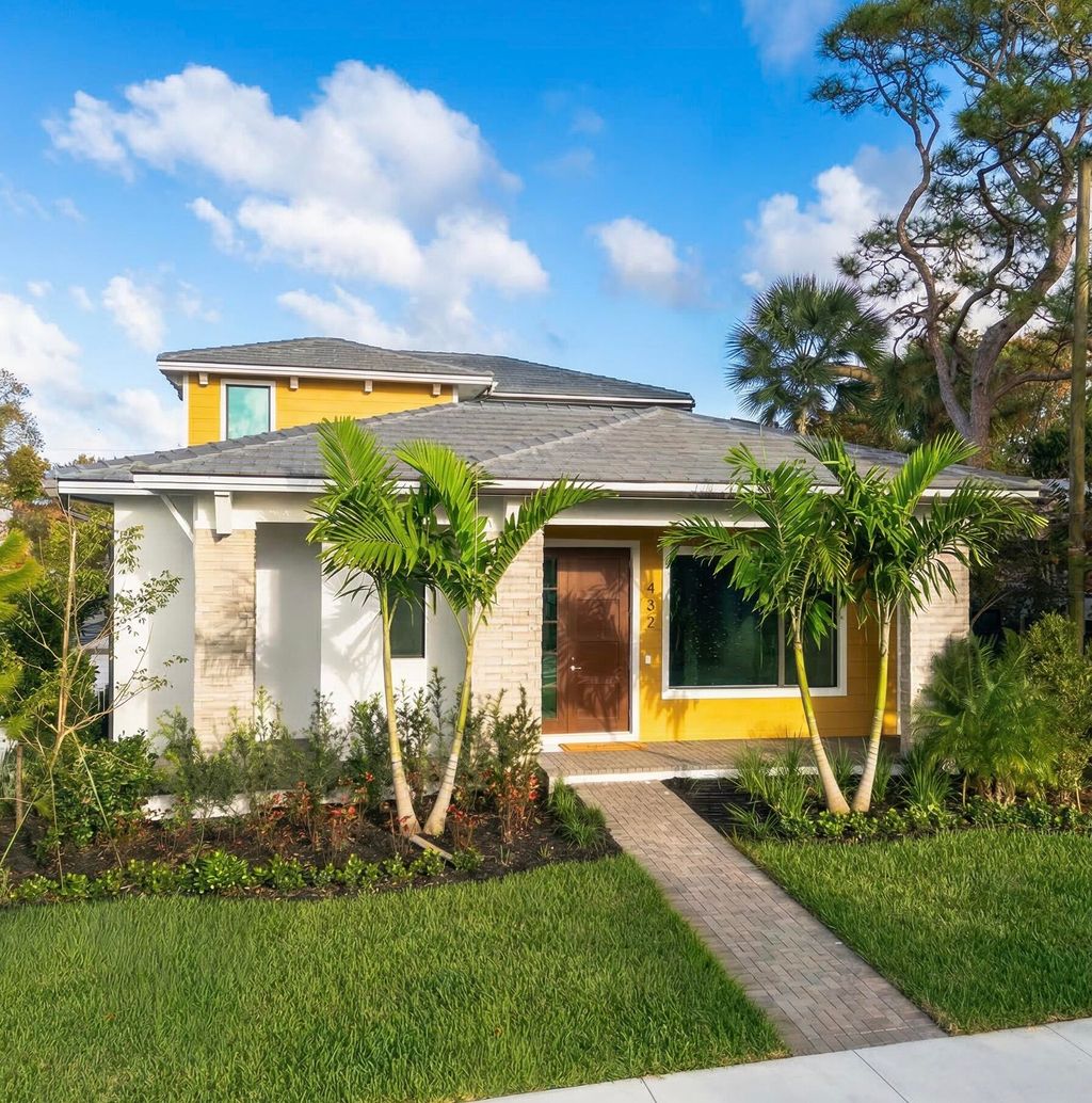 Photo of 432 NW North River Drive, Stuart, FL 34994 (MLS # B26006604)
