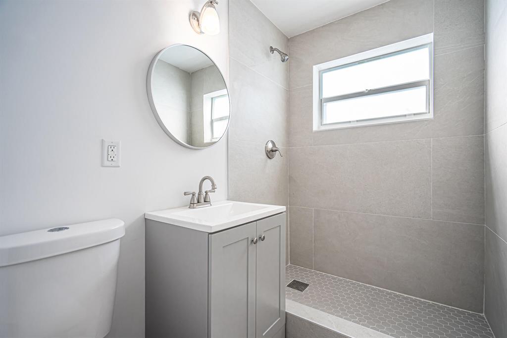 GOLFVIEW HEIGHTS 8 - Residential