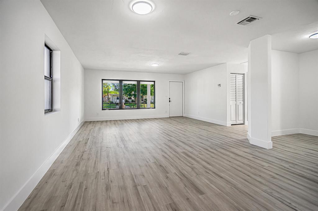 GOLFVIEW HEIGHTS 8 - Residential