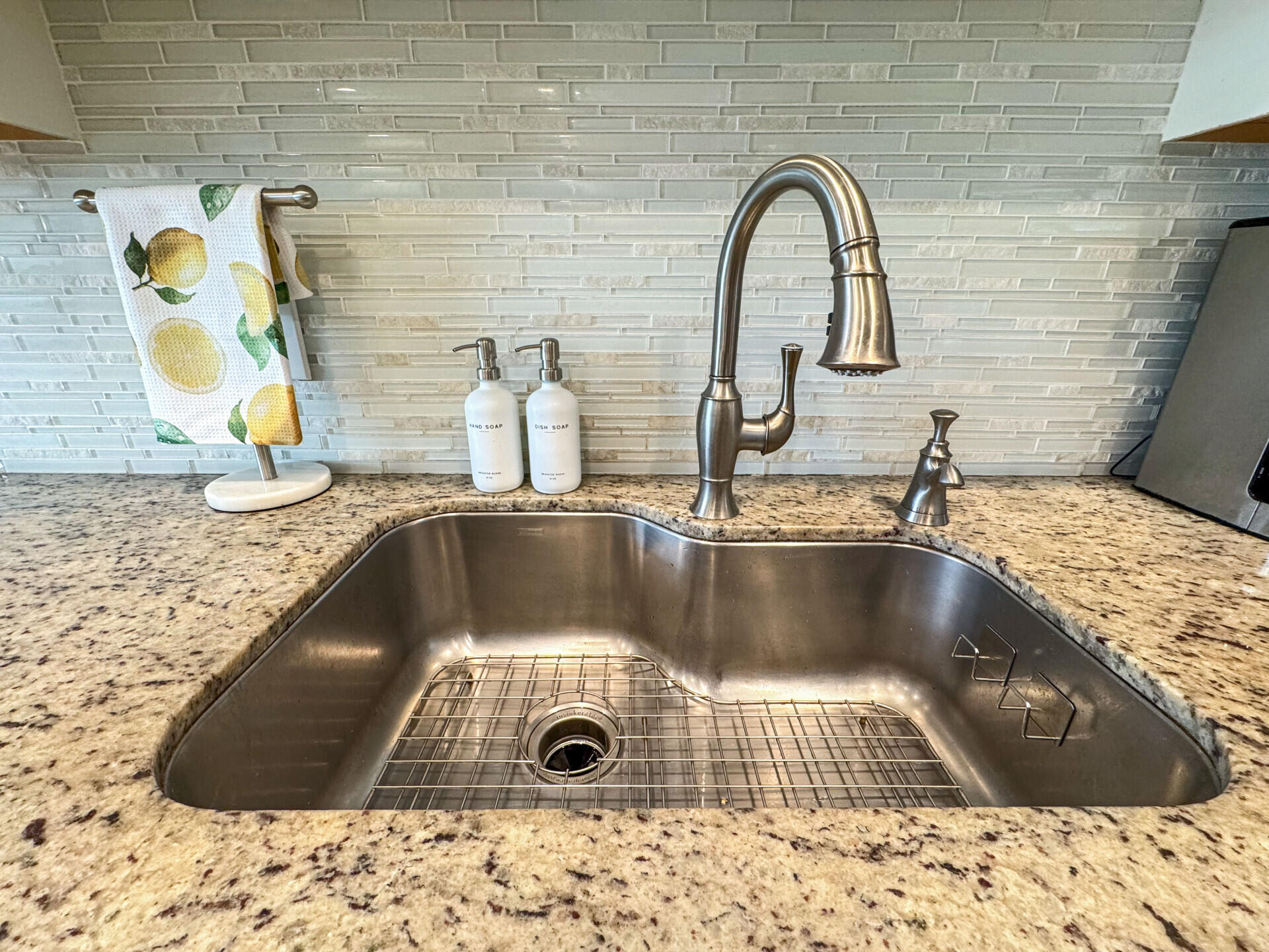 SANDALFOOT COVE SEC 2 - Residential