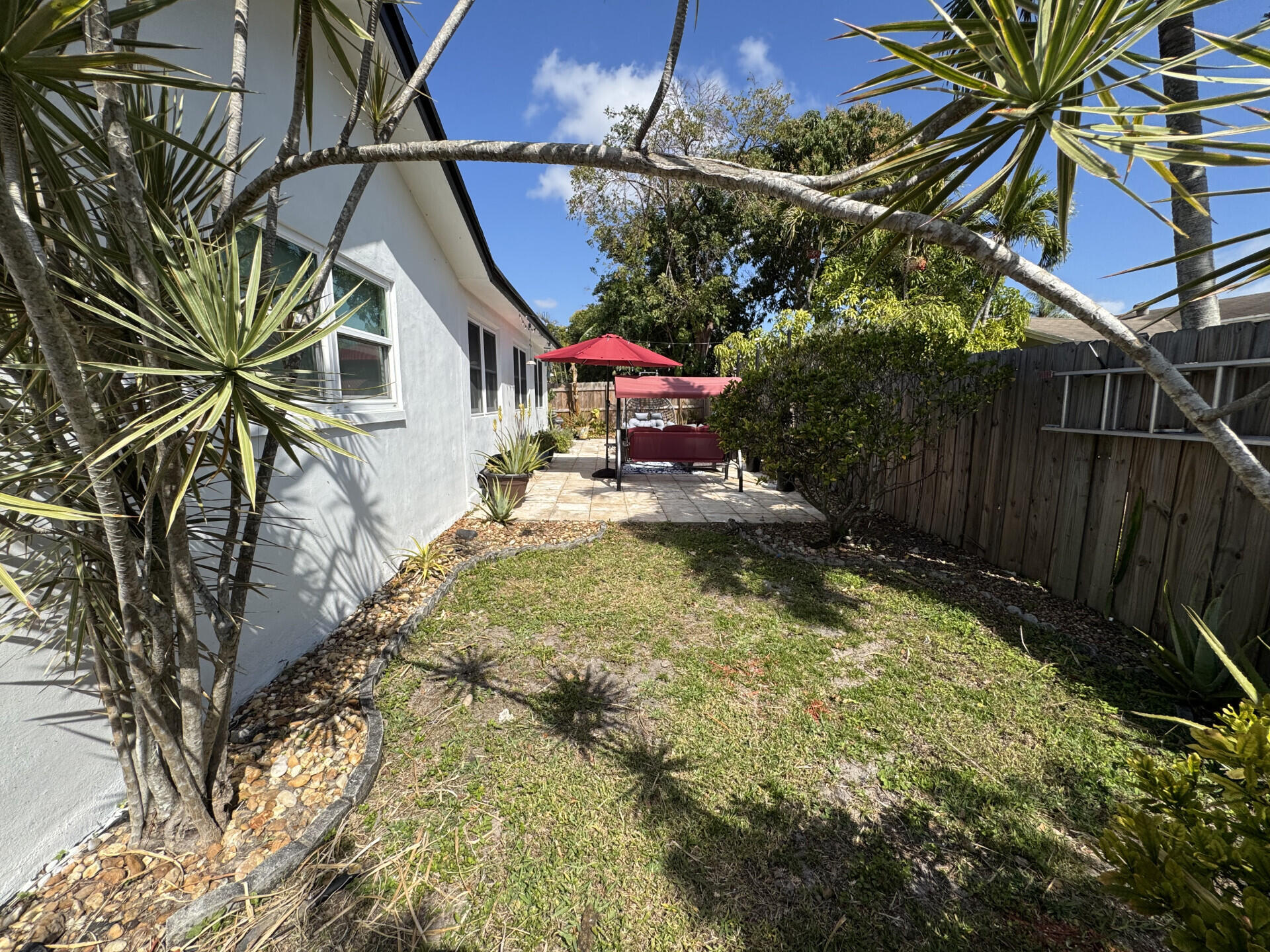 SANDALFOOT COVE SEC 2 - Residential