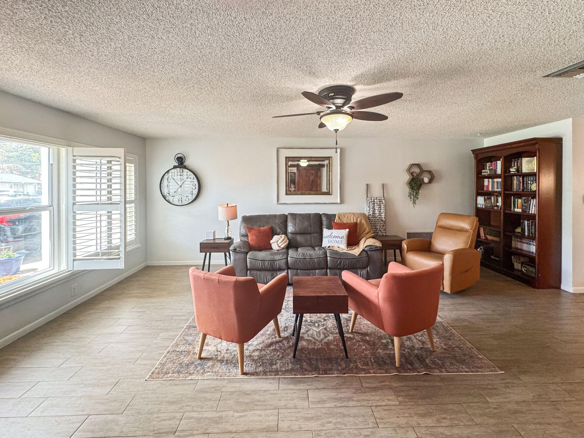 SANDALFOOT COVE SEC 2 - Residential