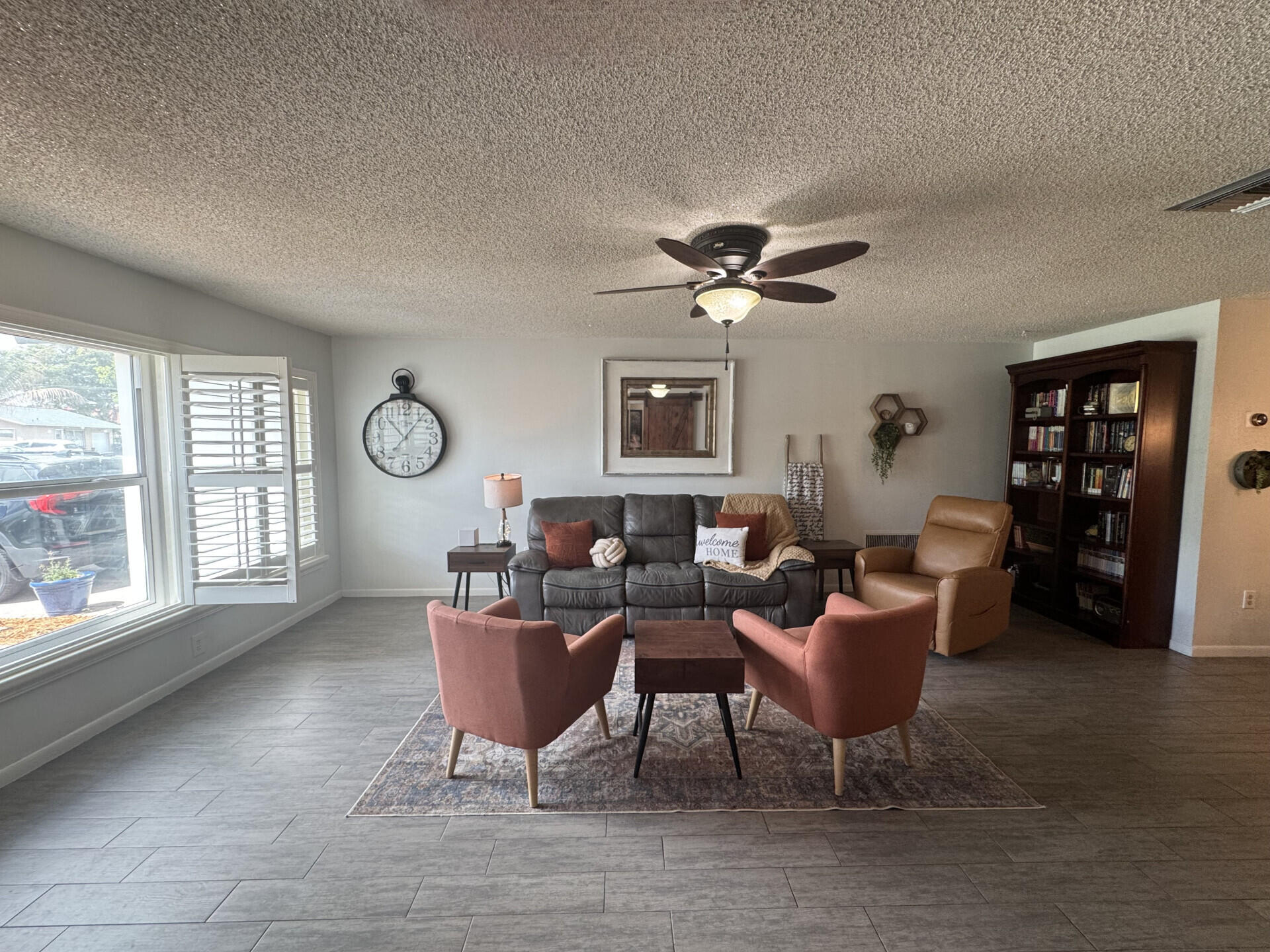 SANDALFOOT COVE SEC 2 - Residential