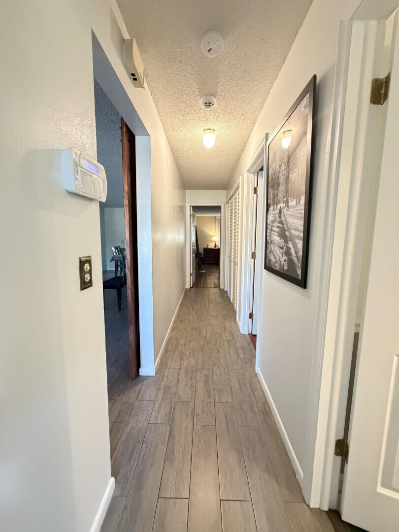 SANDALFOOT COVE SEC 2 - Residential