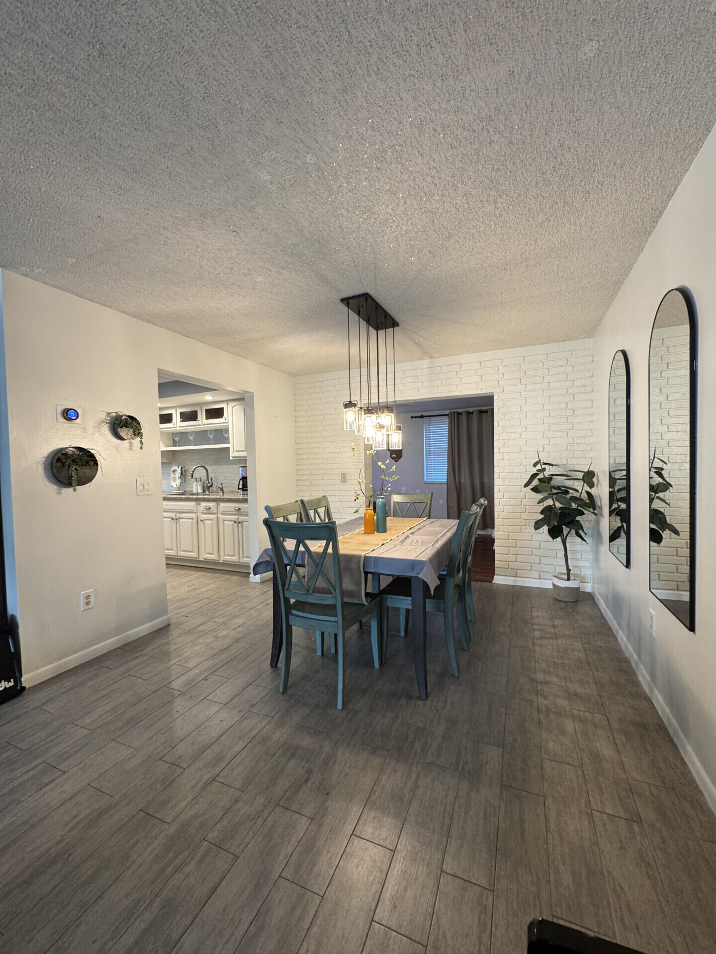 SANDALFOOT COVE SEC 2 - Residential