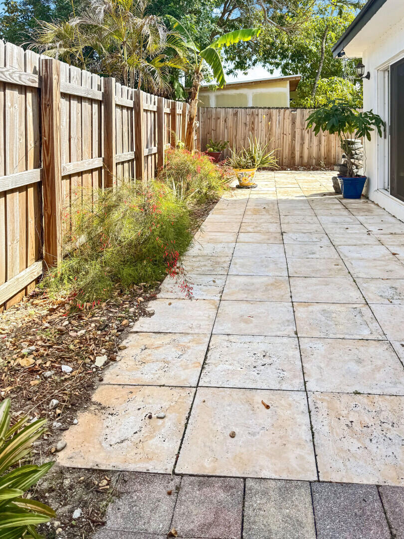 SANDALFOOT COVE SEC 2 - Residential