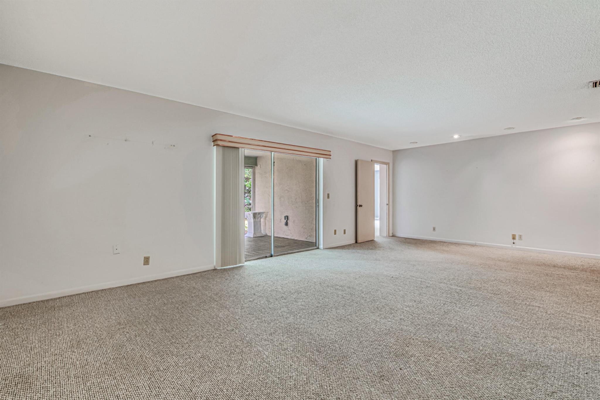 LUCERNE LAKES HOMES VILLAGE II 1ST ADD - Residential