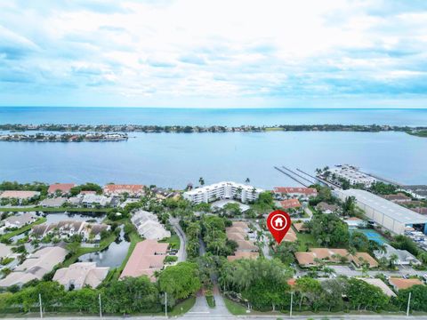 6 S Lakeshore Drive, Hypoluxo, FL 33462 - #: R11140403