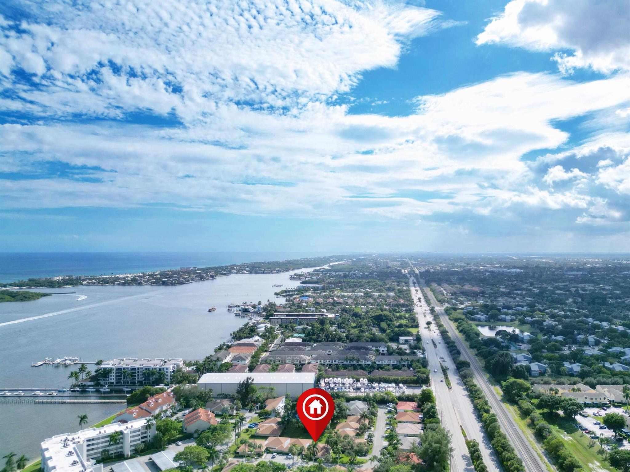 LAKESHORE COLONY VILLAS - Residential