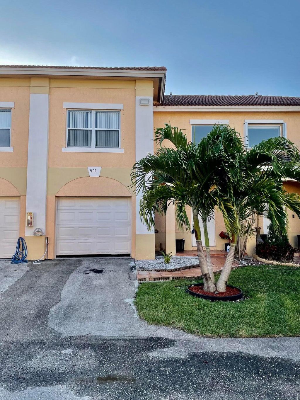 Photo of 821 Talia Circle, Palm Springs, FL 33461 (MLS # R11101531)