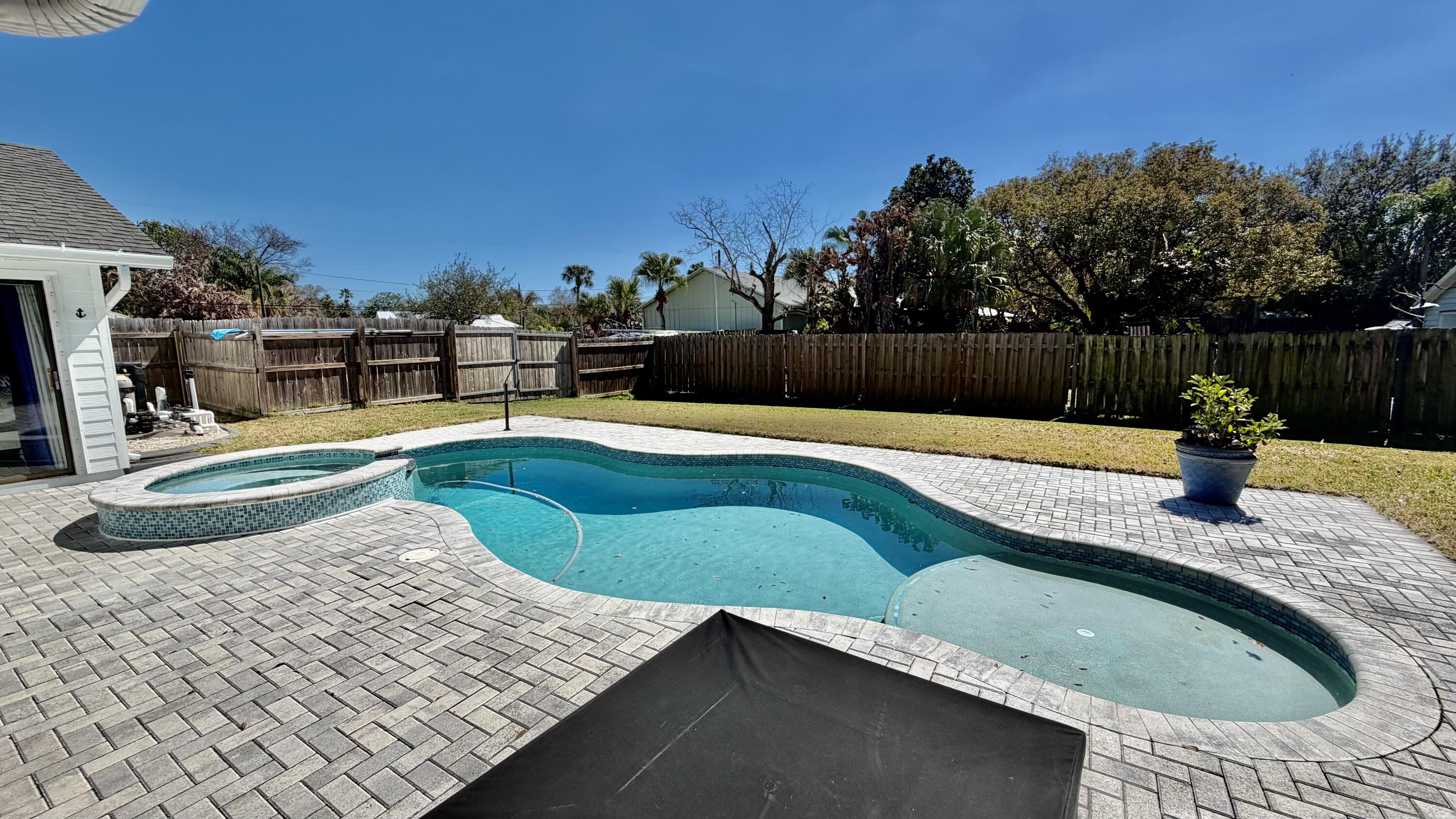 RIVER WOODS SUBDIVISION - Residential