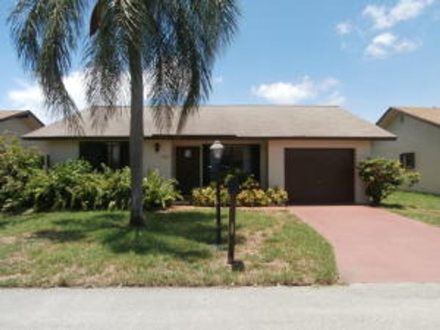 Lovely 2/2 single family house located in THE MEADOWS OF CRYSTAL LAKE PHASE 1 features an open and spacious floor-plan with lots of natural light, large bedrooms with ample closet space and large back-yard which is perfect for entertaining! This home is centrally located - close to major roads, shopping and dining. MUST SEE! ** NO RENTALS ALLOWED**