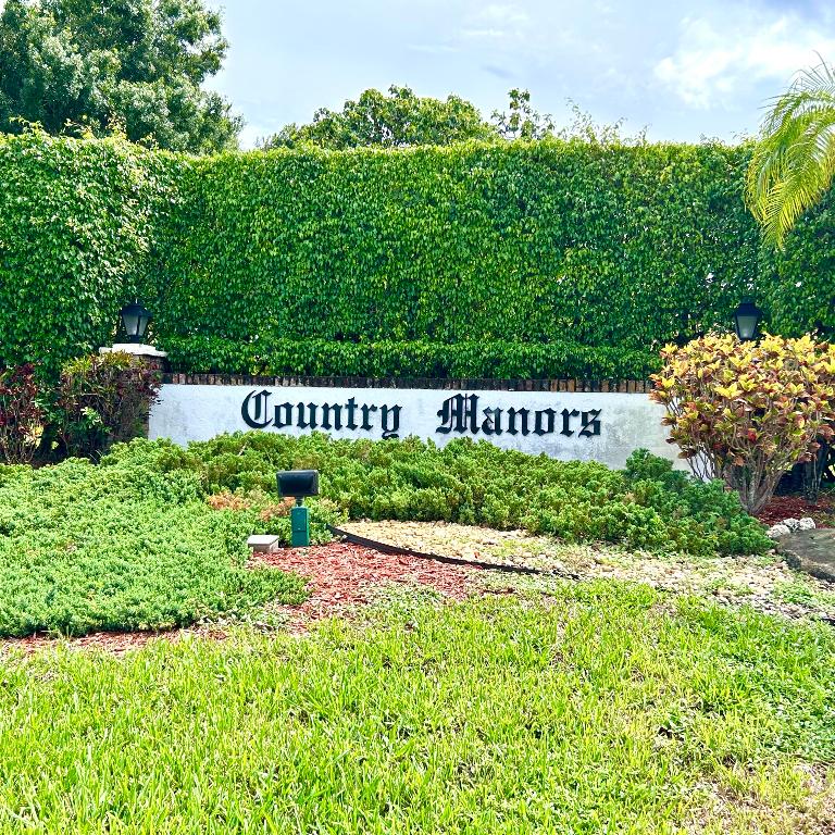 COUNTRY MANORS CONDO - Residential