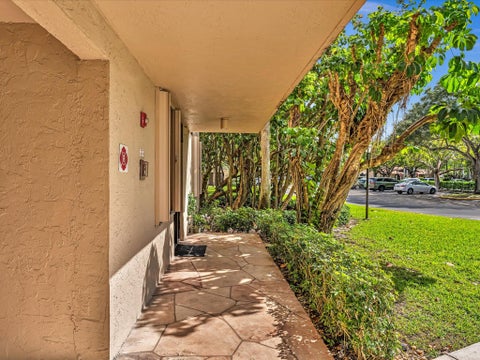 Tiny photo for 2659 Carambola Circle N #106, Coconut Creek, FL 33066 (MLS # B26054848)