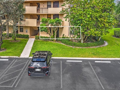 Tiny photo for 2659 Carambola Circle N #106, Coconut Creek, FL 33066 (MLS # B26054848)