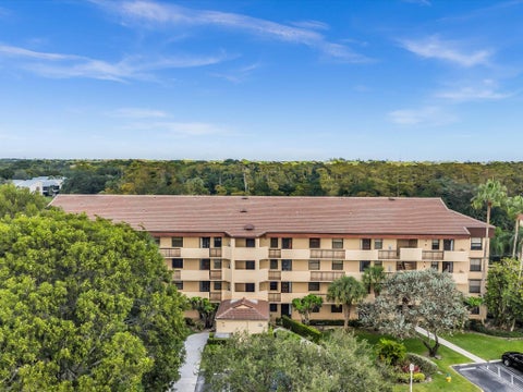 Tiny photo for 2659 Carambola Circle N #106, Coconut Creek, FL 33066 (MLS # B26054848)
