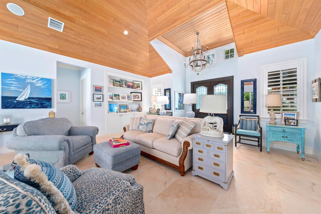 CRESTWOOD DELRAY - Residential