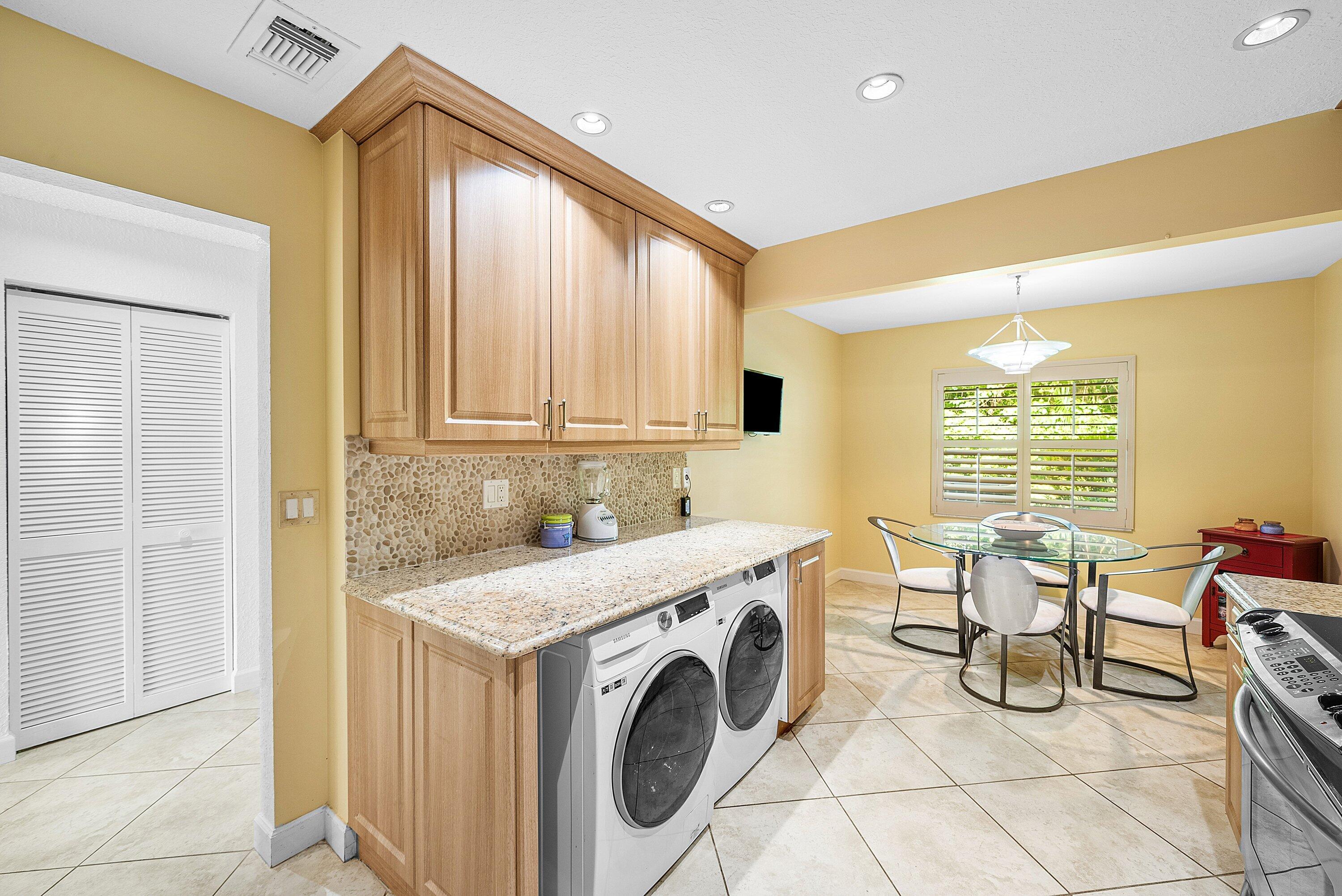 WESTGATE AT HUNTERS RUN - Residential