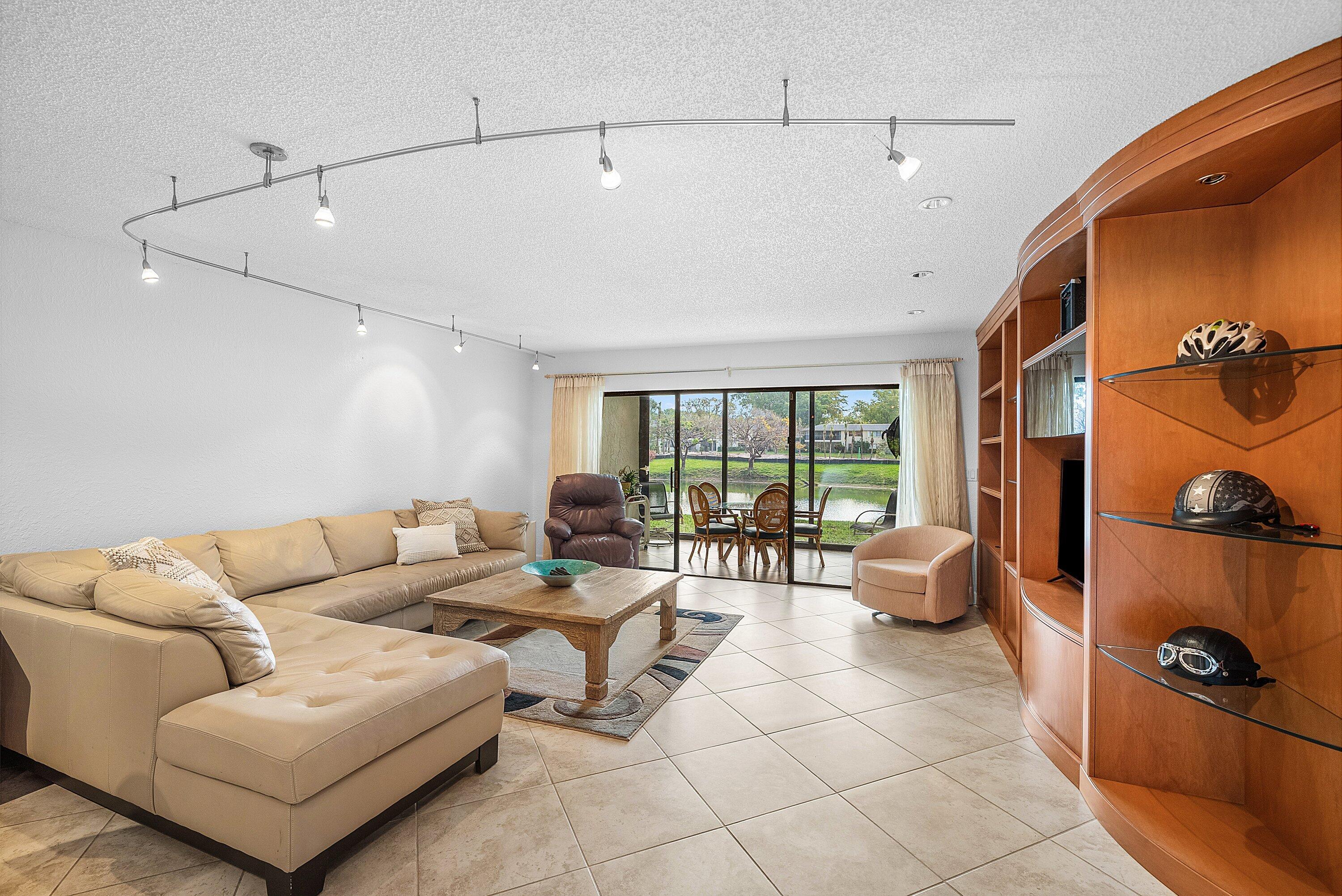 WESTGATE AT HUNTERS RUN - Residential