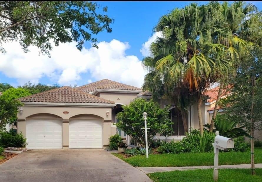 Embassy Lakes Ph II 141-4 - Residential Lease