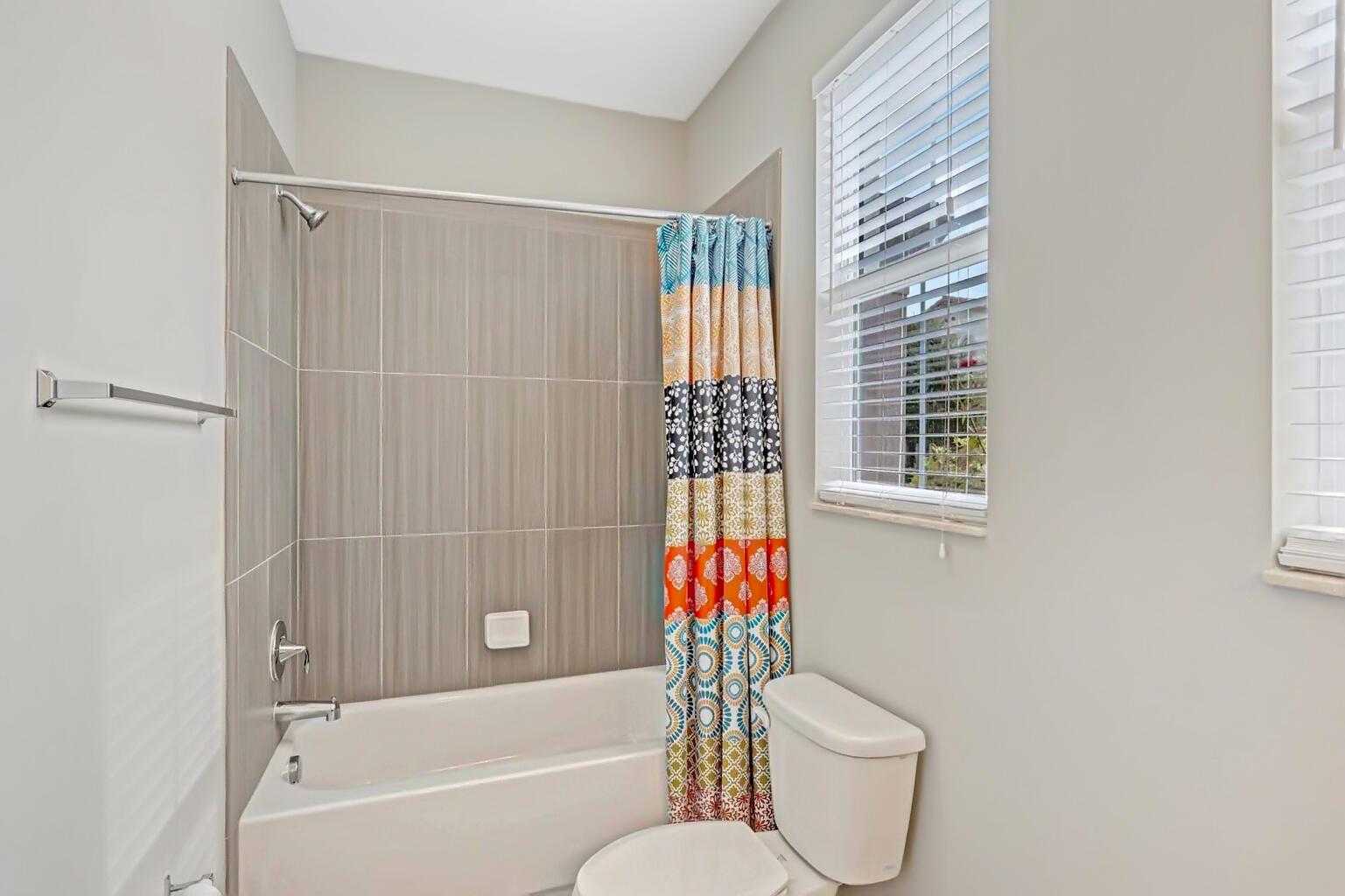 Photo 23 of 49 of 220 Diamante Way townhome