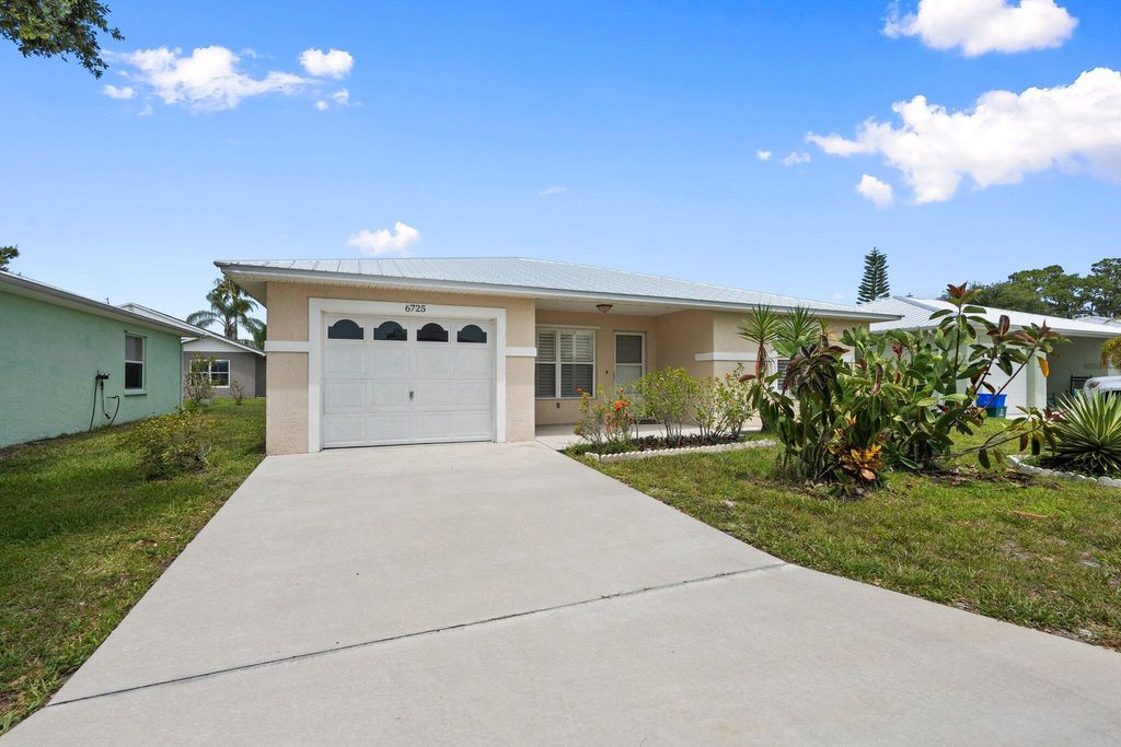 Photo of 6725 Tulipan, Fort Pierce, FL 34951 (MLS # R11105207)