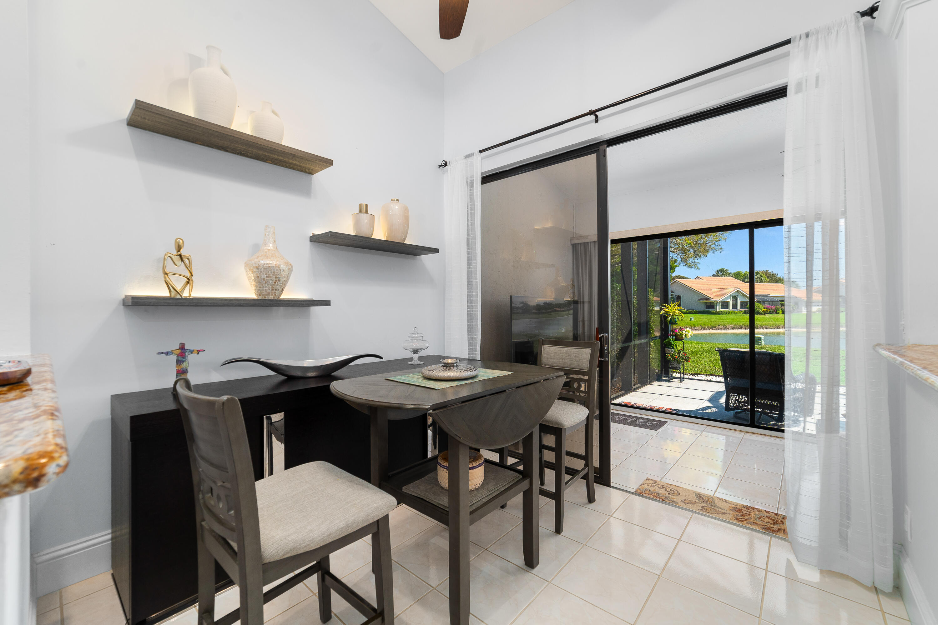 ABERDEEN 12 - Residential