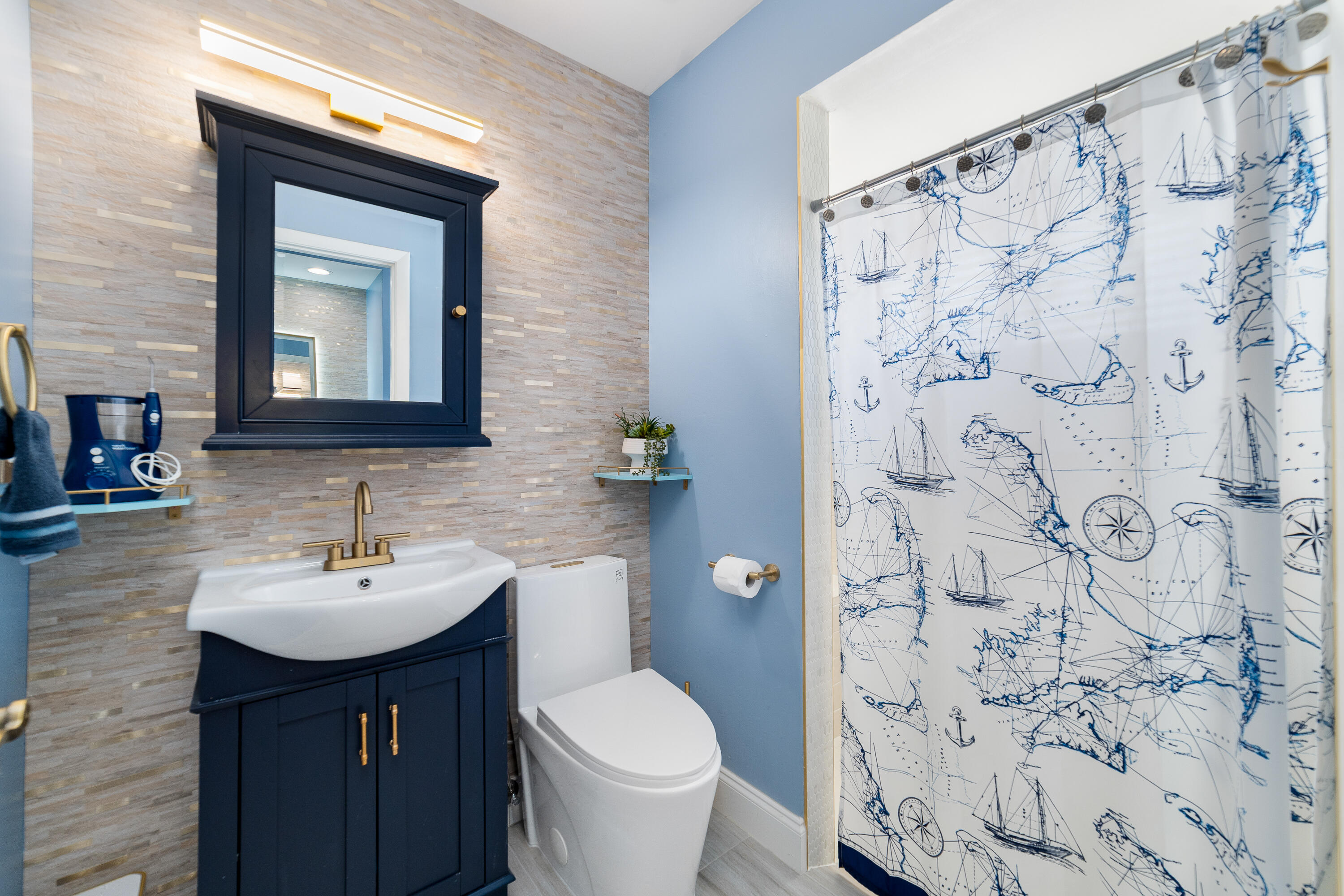 ABERDEEN 12 - Residential