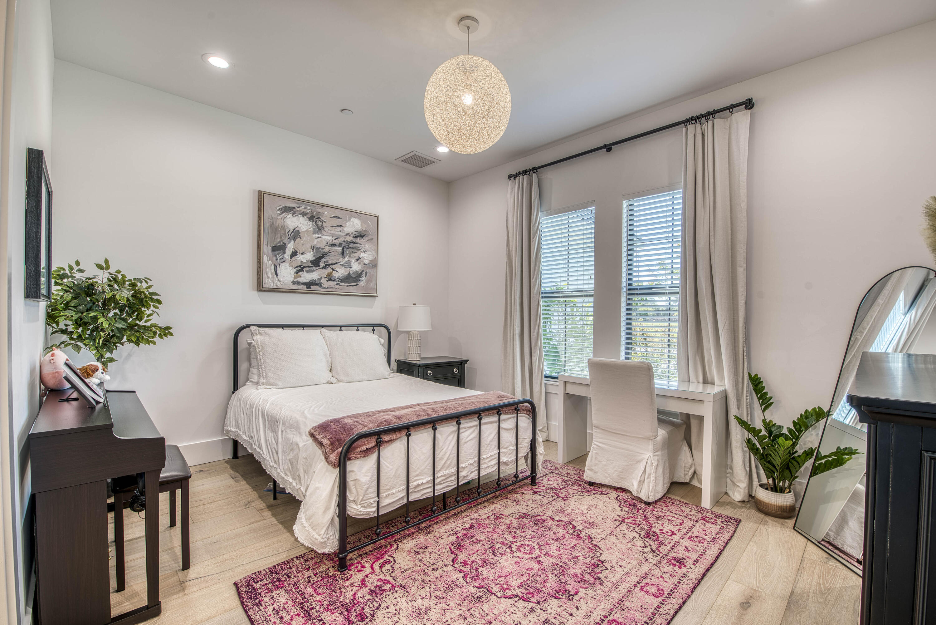 Pentalago - Residential