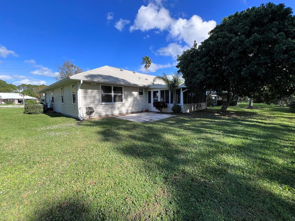 Photo of 3848 SE Bluebill Place, Stuart, FL 34997 (MLS # R10939332)