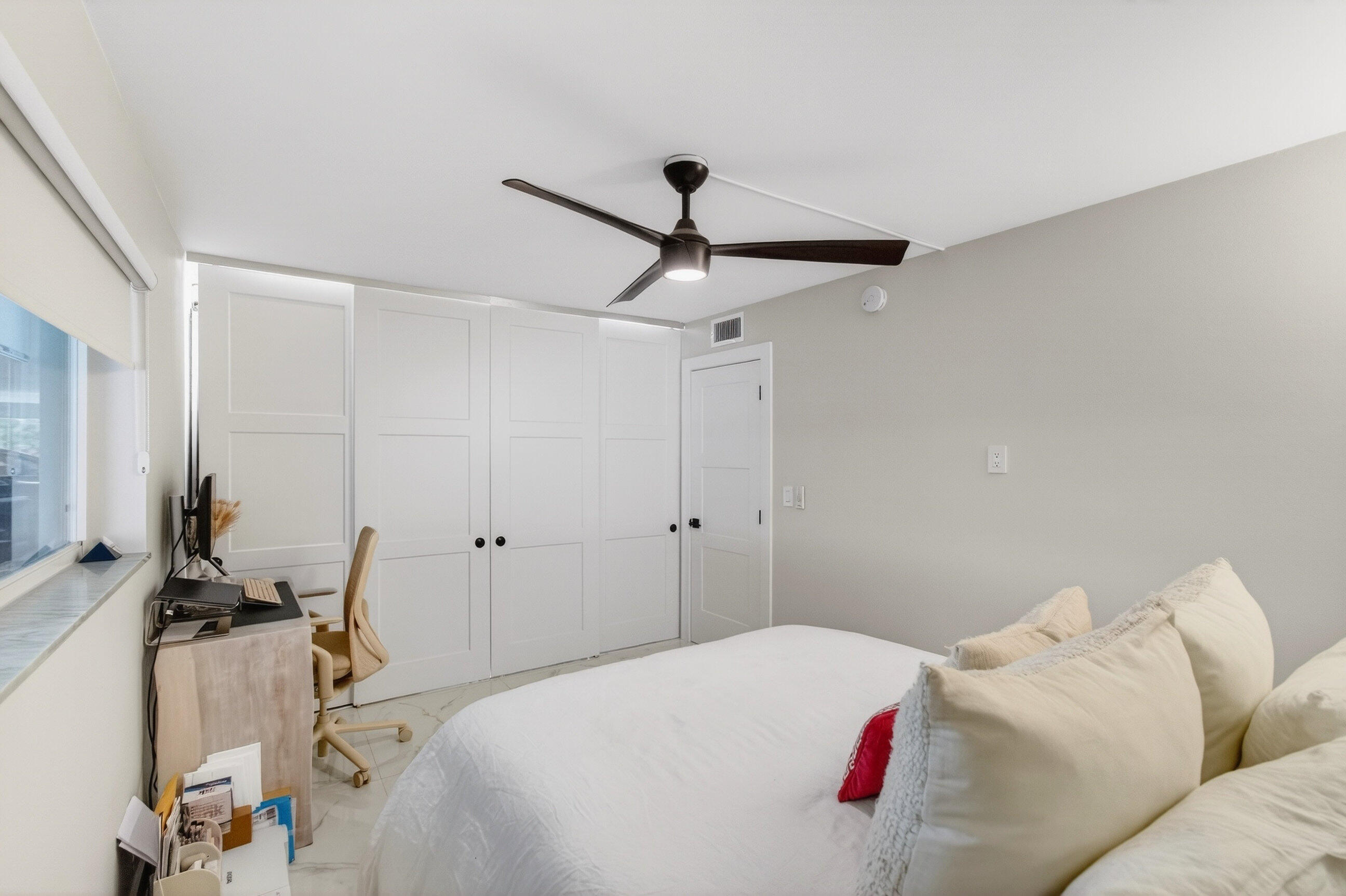 RIVER HOUSE GARDENS CONDO - Residential Lease