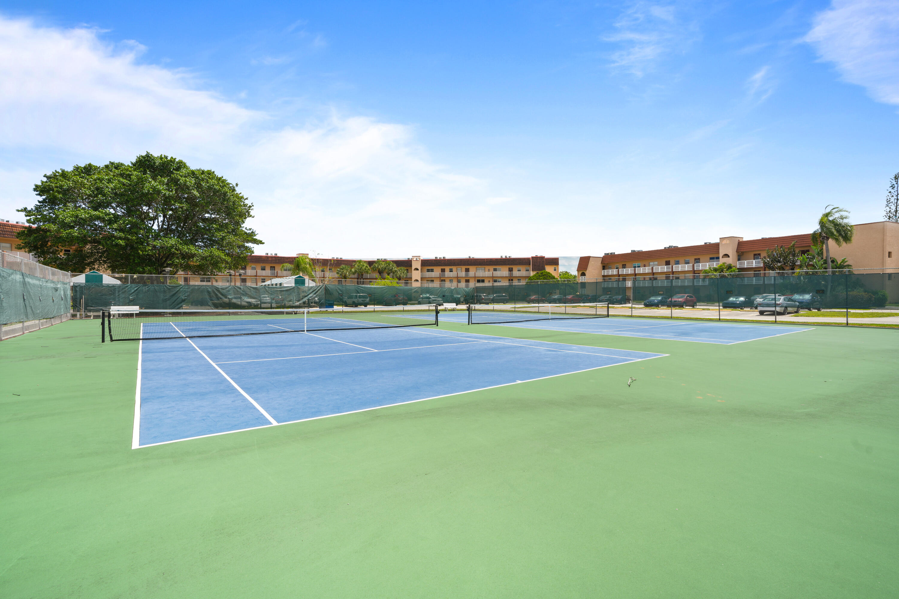 SUNRISE LAKES 85 CONDO - Residential