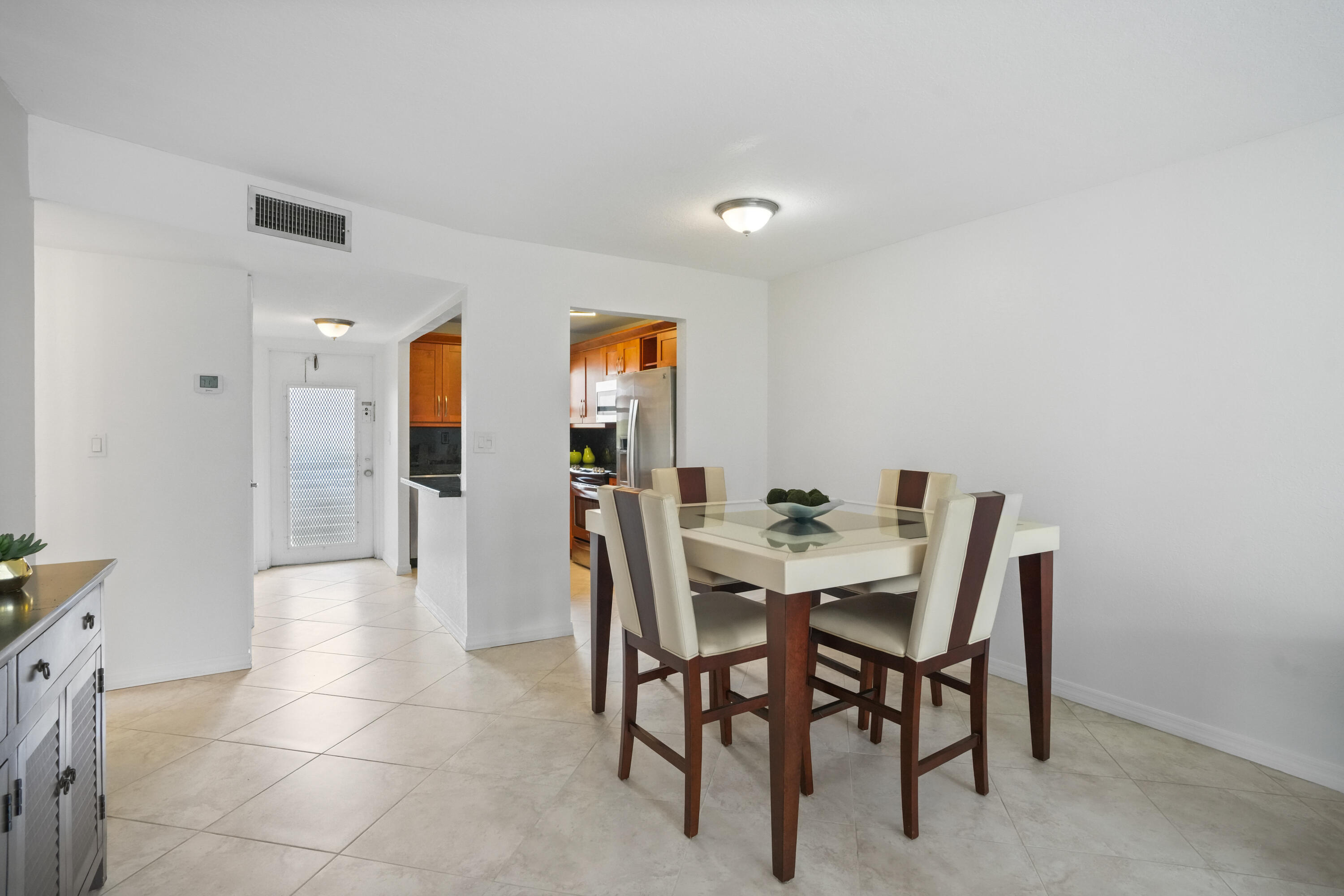 SUNRISE LAKES 85 CONDO - Residential