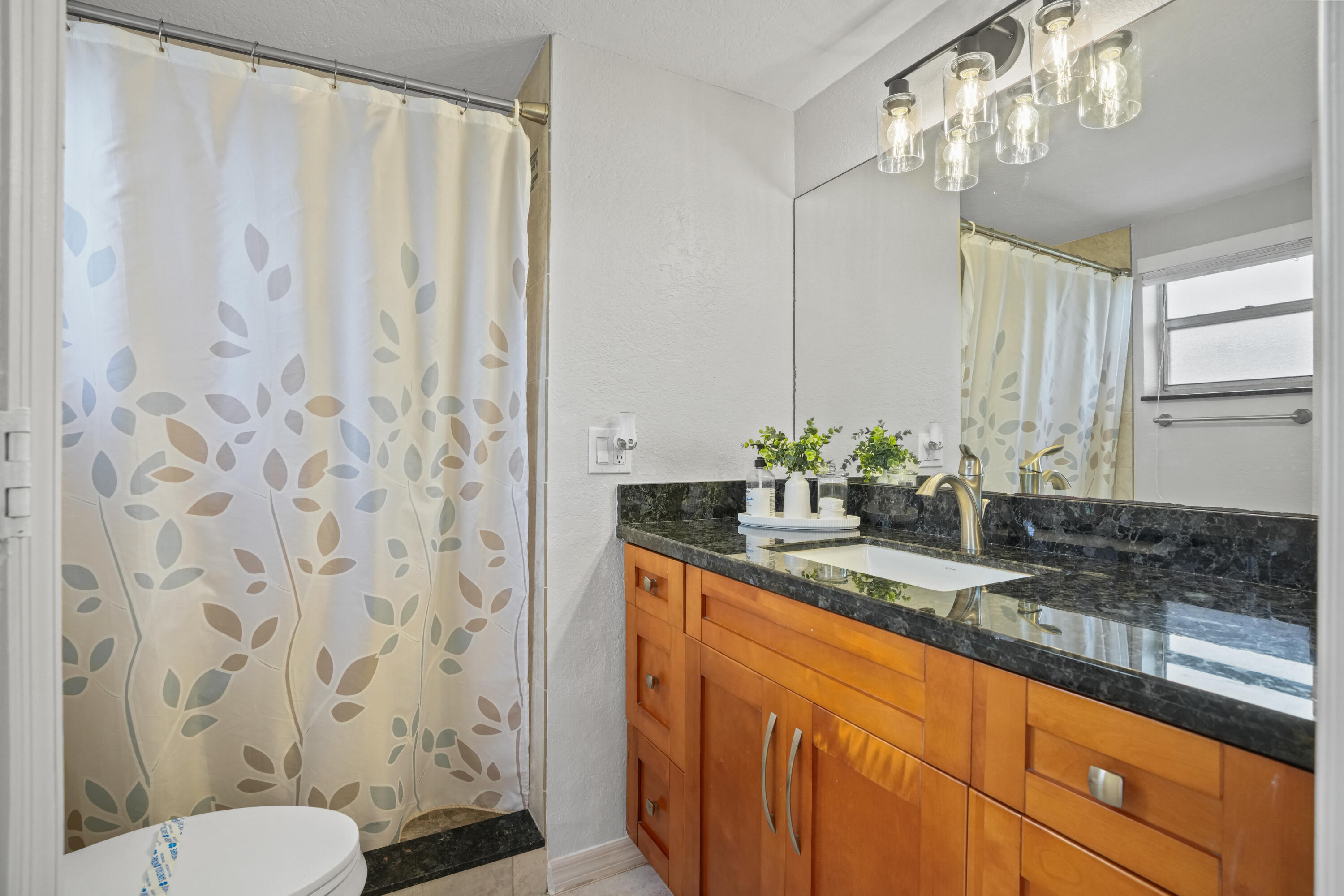 SUNRISE LAKES 85 CONDO - Residential