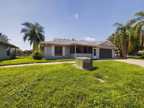 A home in Okeechobee