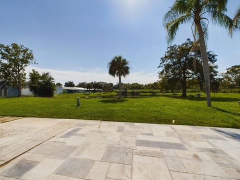 A home in Okeechobee