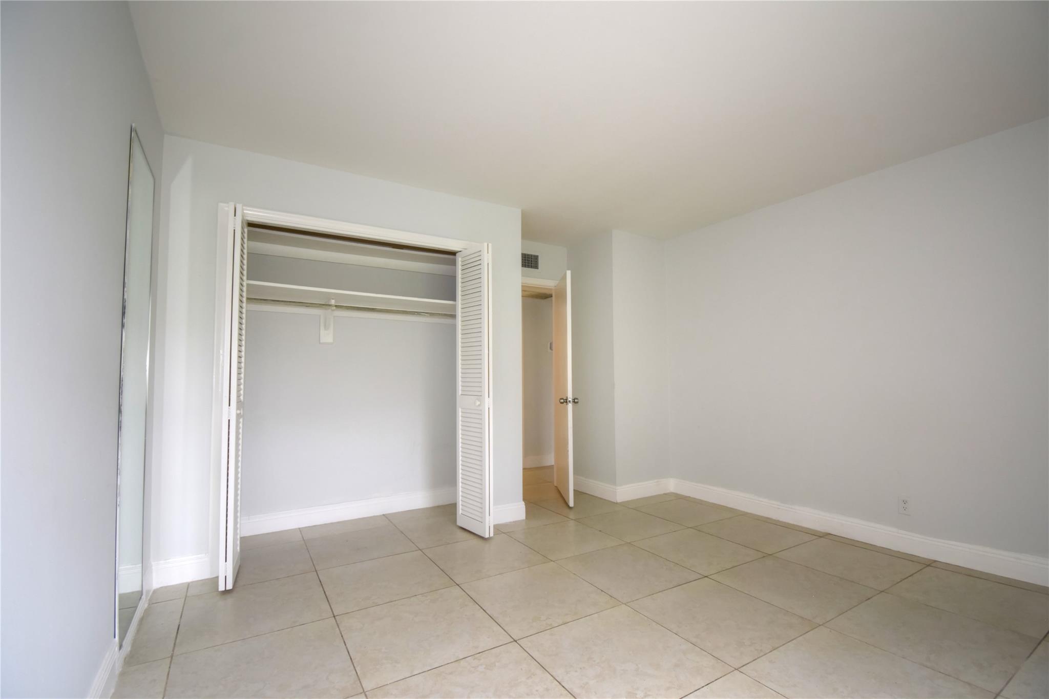 9 NE 19th Ct 119C